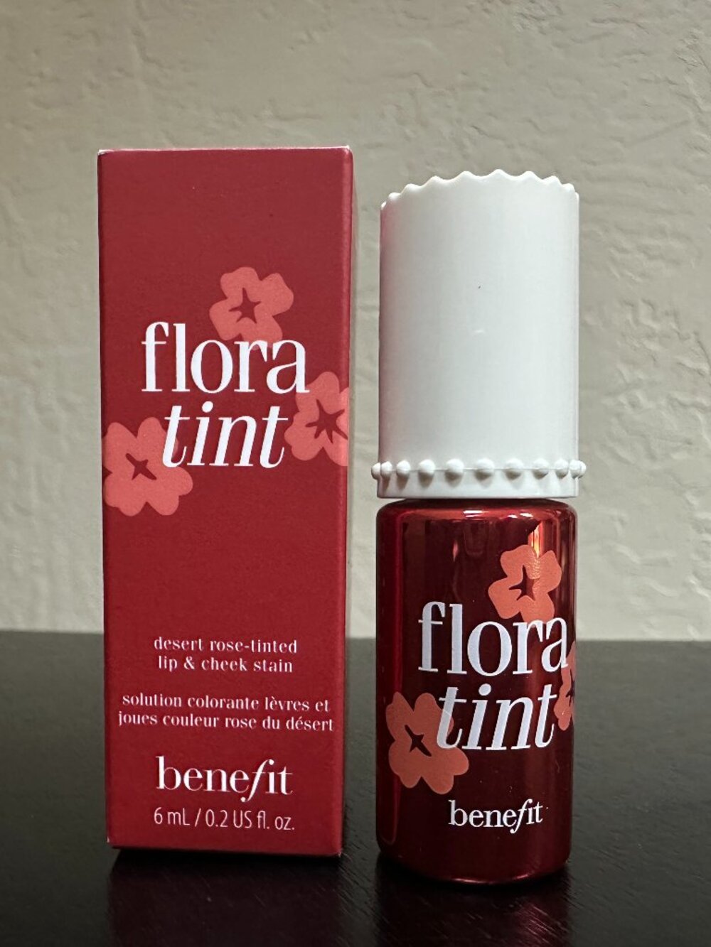 Benefit Flora Tint Li & Cheek Stain